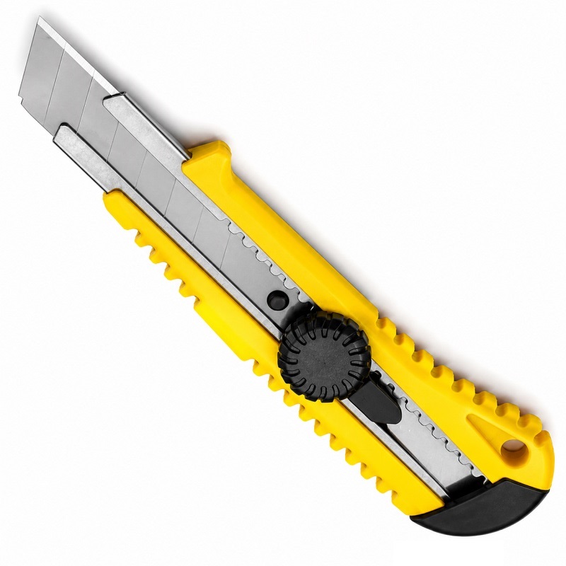 Нож сегментный 18 мм Сталь